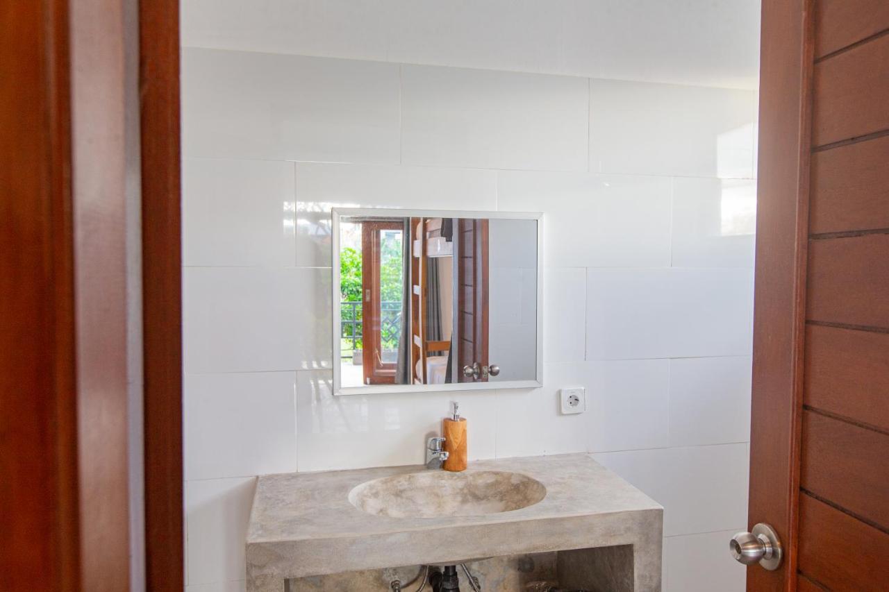 Zentiga Surf Hostel Canggu Zewnętrze zdjęcie
