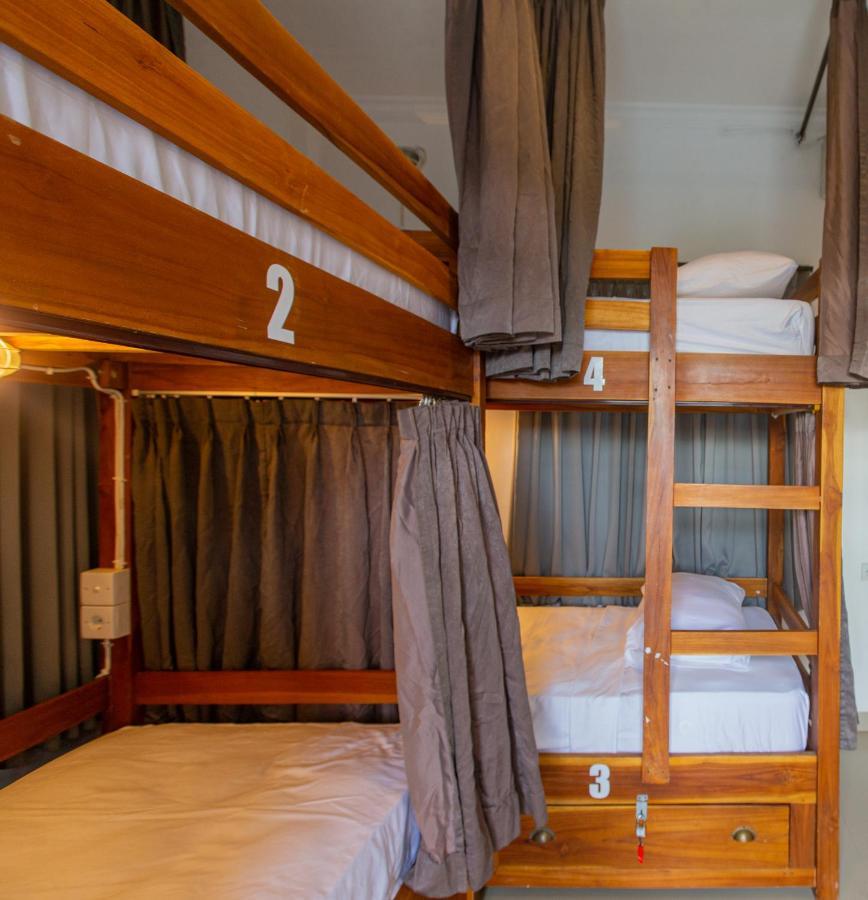 Zentiga Surf Hostel Canggu Zewnętrze zdjęcie