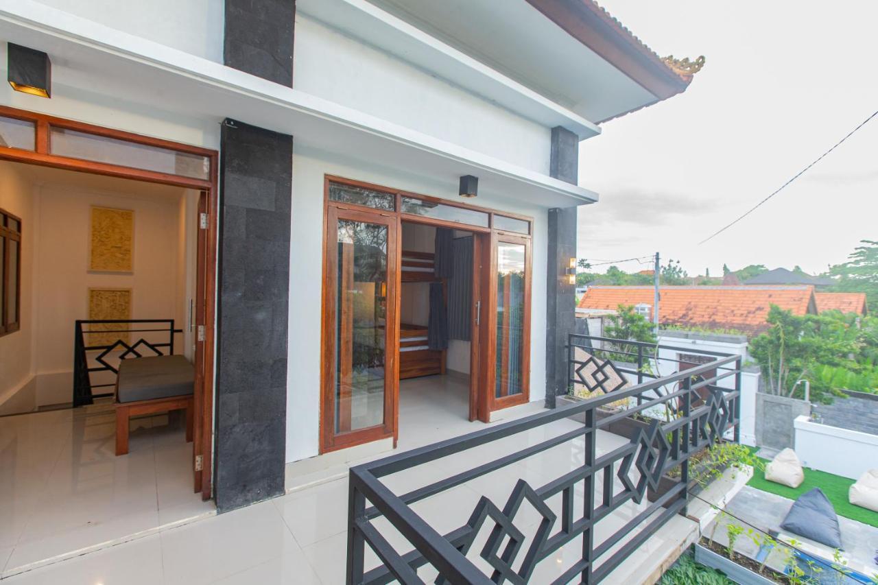 Zentiga Surf Hostel Canggu Zewnętrze zdjęcie