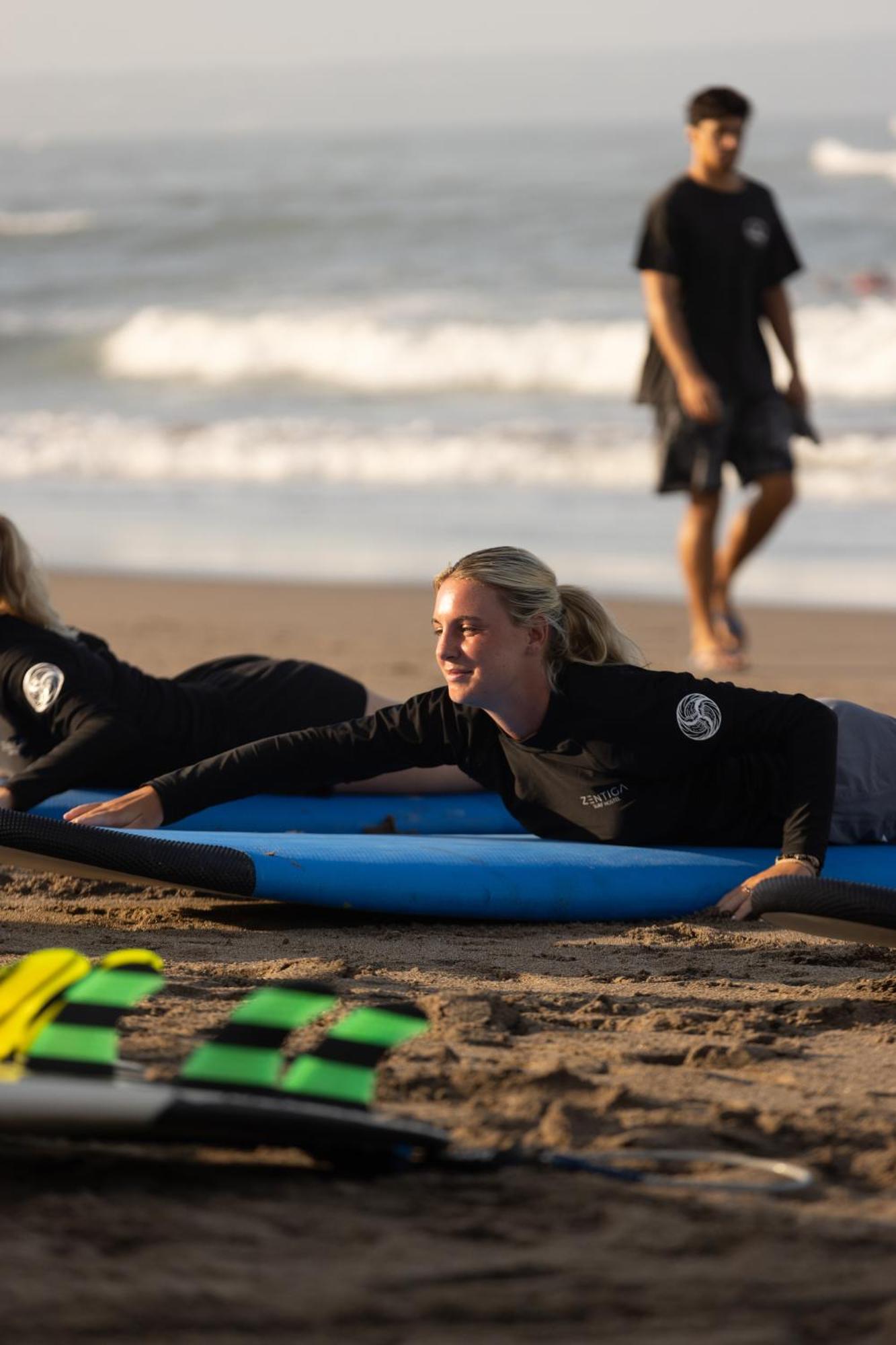 Zentiga Surf Hostel Canggu Zewnętrze zdjęcie